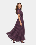 Tiphaine | Robe avec décolleté et finitions en dentelle de chiffon