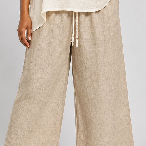 Aaliyah | Comfortable Essential Top and Wide-Leg Trousers