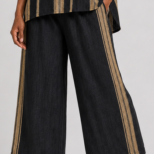 Esihle | Oversized Striped Top and Comfortable Trousers