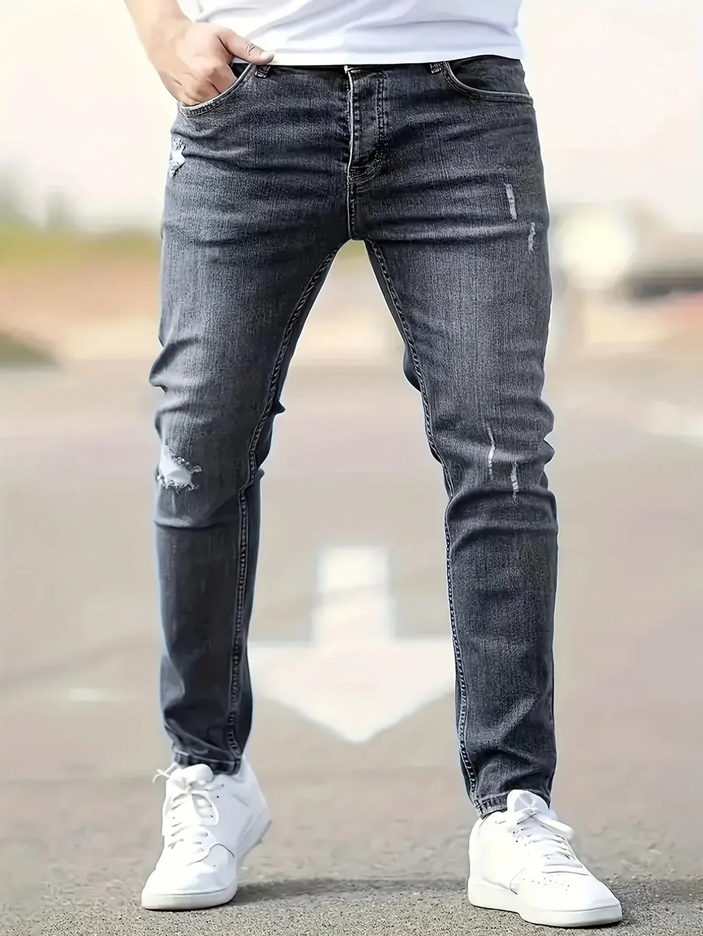 Amani | Trendy Ripped Slim Jeans